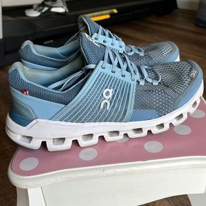 On Cloudswift Running Shoes Womens Size 7